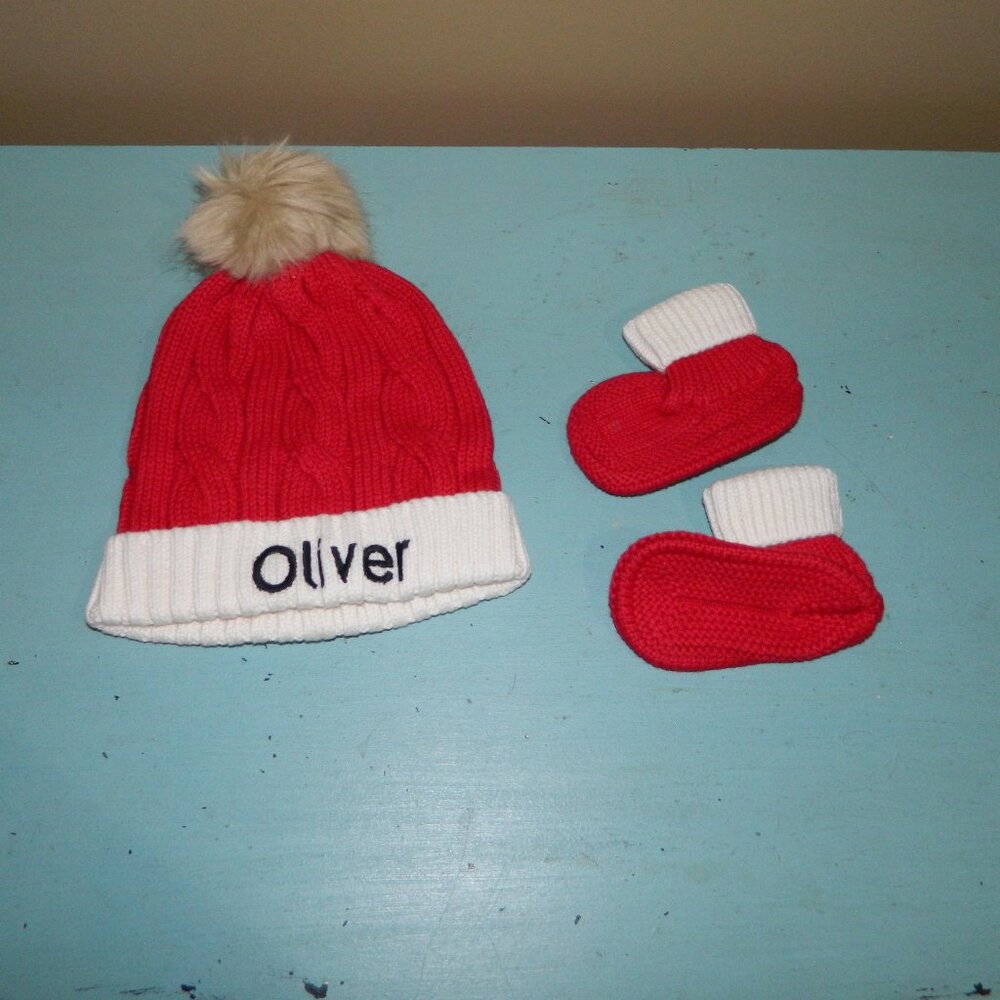 Mark and Graham Cable Knit Santa Hat & Bootie "Oliver" (N-7)